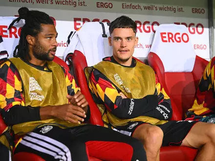 Gnabry und Wirtz kamen unter Klopp bislang nur als Joker zum Einsatz.  - Foto: Tom Weller/dpa