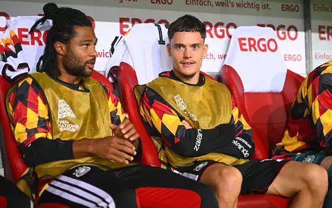 Gnabry und Wirtz kamen unter Klopp bislang nur als Joker zum Einsatz.  - Foto: Tom Weller/dpa
