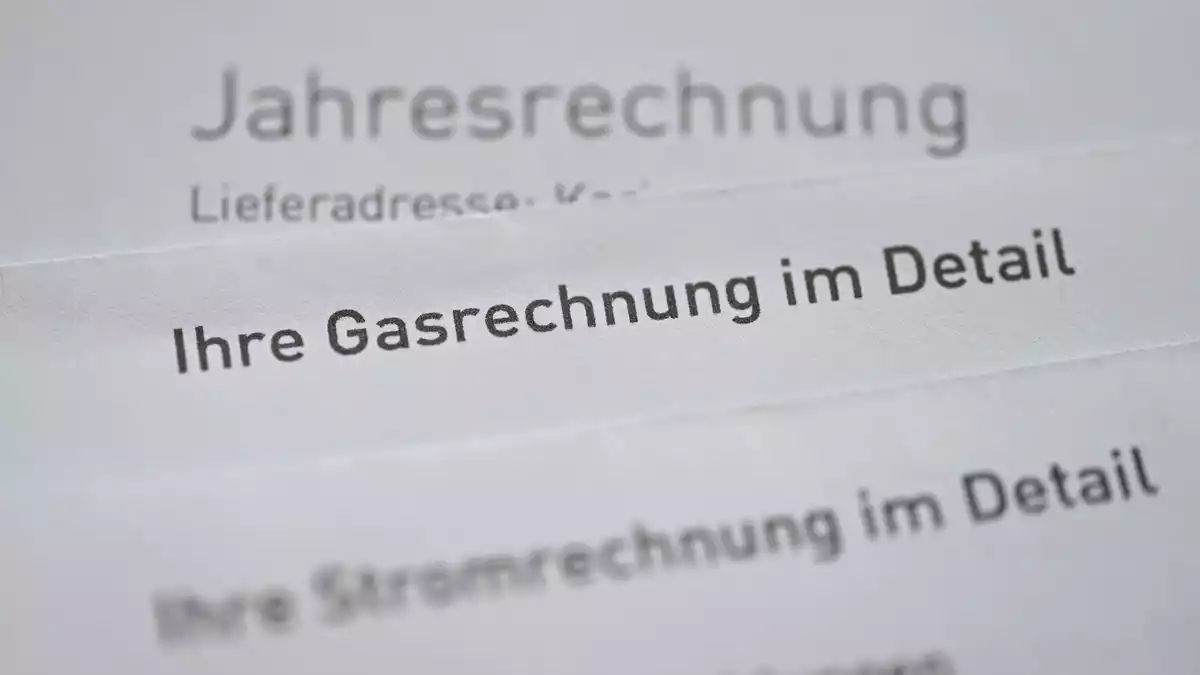 Hohe Strom- und Gaspreise bringen viele Haushalte an ihre finanziellen Grenzen. (Symbolbild) - Bild: Bernd Weißbrod/dpa