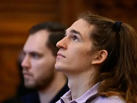 Das Berufungsgericht in Budapest verringerte die Strafe für Maja T. um ein Jahr. - Foto: Denes Erdos/AP/dpa