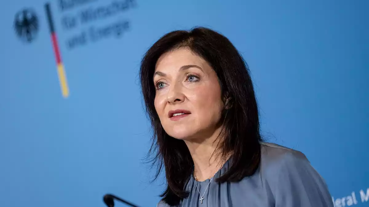Wirtschaftsministerin Reiche: «Wir haben Vorkehrungen getroffen für jedes Szenario.» - Bild: Fabian Sommer/dpa