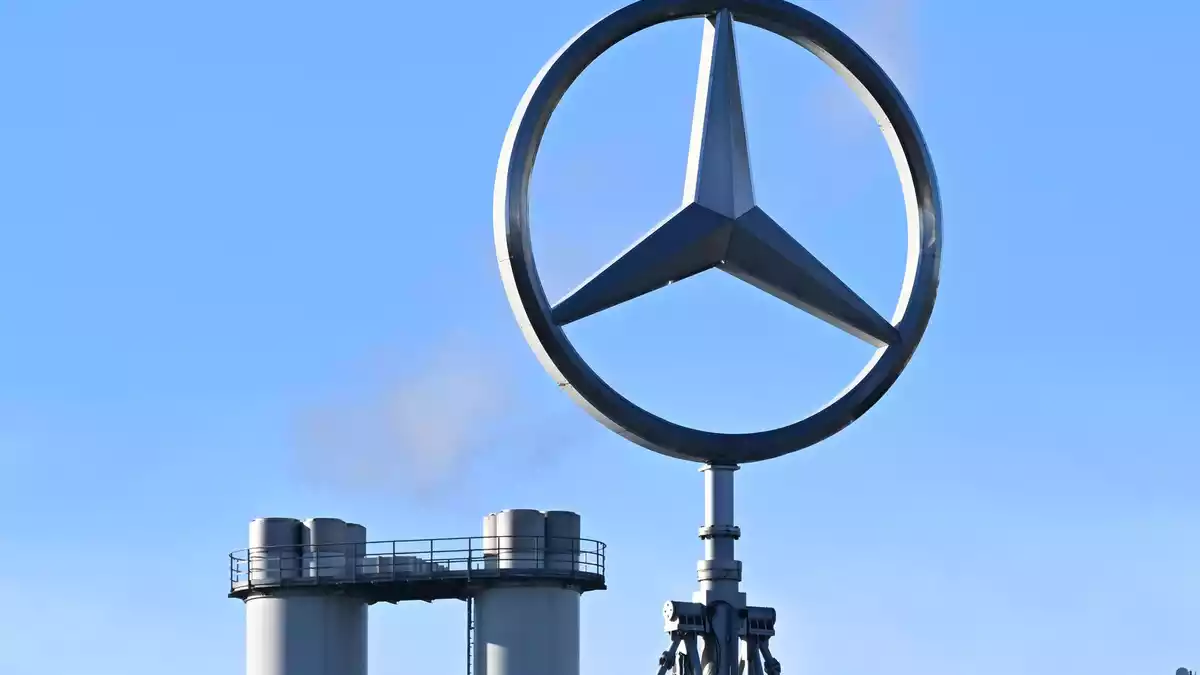 Mercedes-Benz legt Abfindungsprogramm neu auf. (Archivbild) - Bild: Bernd Weißbrod/dpa