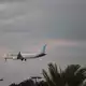 Ein Ersatzflugzeug brachte die Passagiere sicher nach Tel Aviv. - Bild: Jamal Awad/dpa