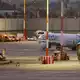Diese Ersatzmaschine brachte die Passagiere nach Tel Aviv. - Bild: Jamal Awad/dpa