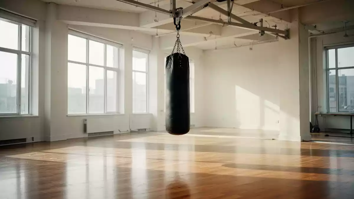 Fitness ab 50: Kickboxen und Kraftübungen gegen Muskelabbau