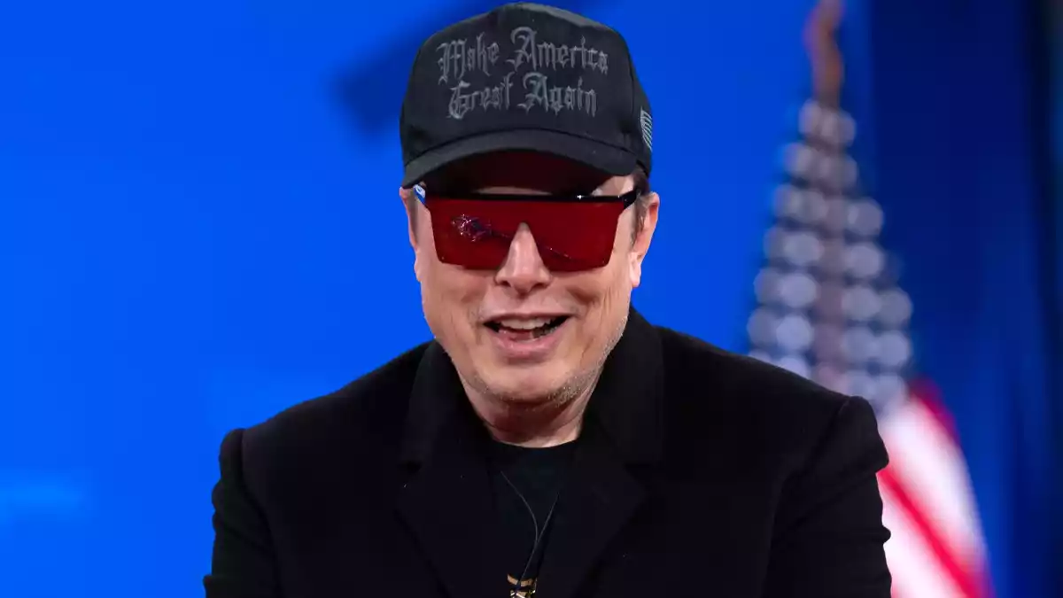 Musk lässt bei seinen Unternehmen KI und humanoide Roboter entwickeln. (Archivbild) - Bild: Jose Luis Magana/AP/dpa