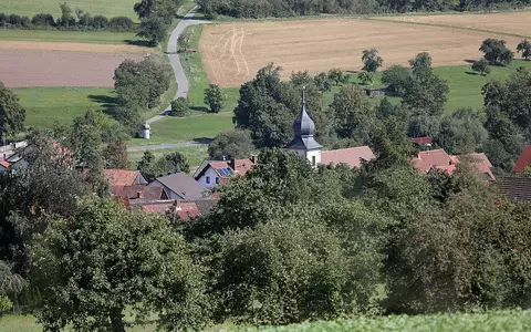 Häuser in einem Dorf (Archiv) - Foto: via dts Nachrichtenagentur