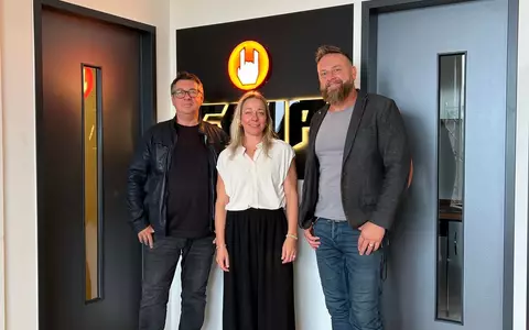 whynow übernimmt EMP zur Erschaffung einer integrierten globalen Fan-Commerce-Plattform / Hier kommen ab sofort Fan-Communities, Merchandising, Lizenzierung, Medien und E-Commerce zusammen - Foto: presseportal.de
