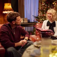 Der repräsentative mydays Geschenkereport 2026 / Ho Ho Horror: Ausgestopfter Fasan, Wurstkabeltrommel, Unterhosen vom Chef - die Top 10 der schrecklichsten Weihnachtsgeschenke der Deutschen - Foto: presseportal.de