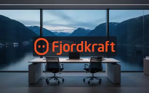 Modernes Büro mit Blick auf einen Fjord bei Dämmerung, symbolisiert Stabilität und Struktur im Energiesektor. - Foto: über boerse-global.de