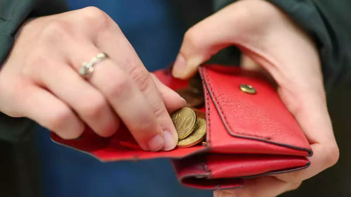 Die Sorge vor steigenden Lebenshaltungskosten belegt zum 16. Mal den ersten Platz auf der Rangliste der Ängste. (Symbolbild) - Bild: Jan Woitas/dpa