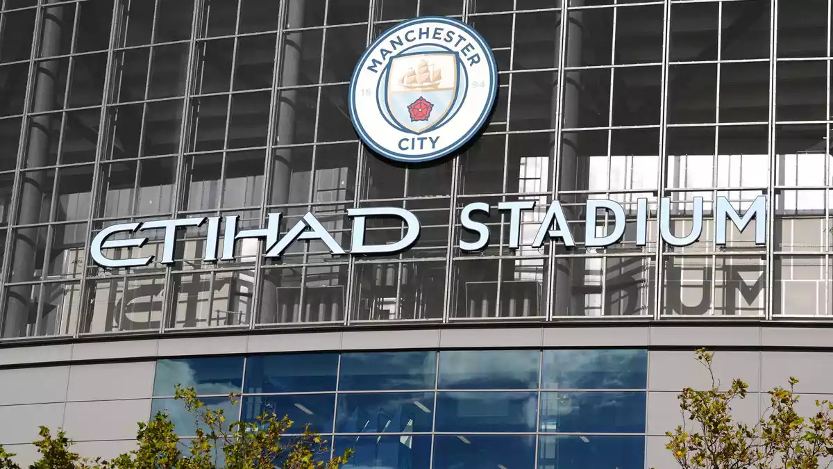 Der City-Sponsor erwägt juristische Schritte.  - Bild: Martin Rickett/PA Wire/dpa