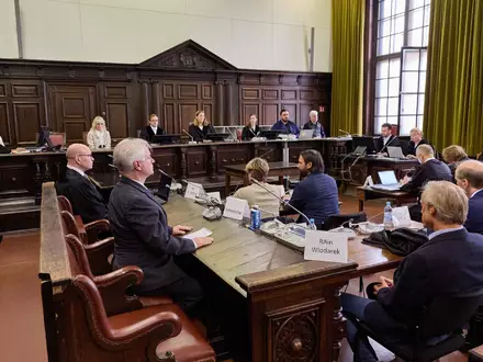 Es war bereits der 79. Prozesstag im Block-Prozess. - Foto: Georg Wendt/dpa