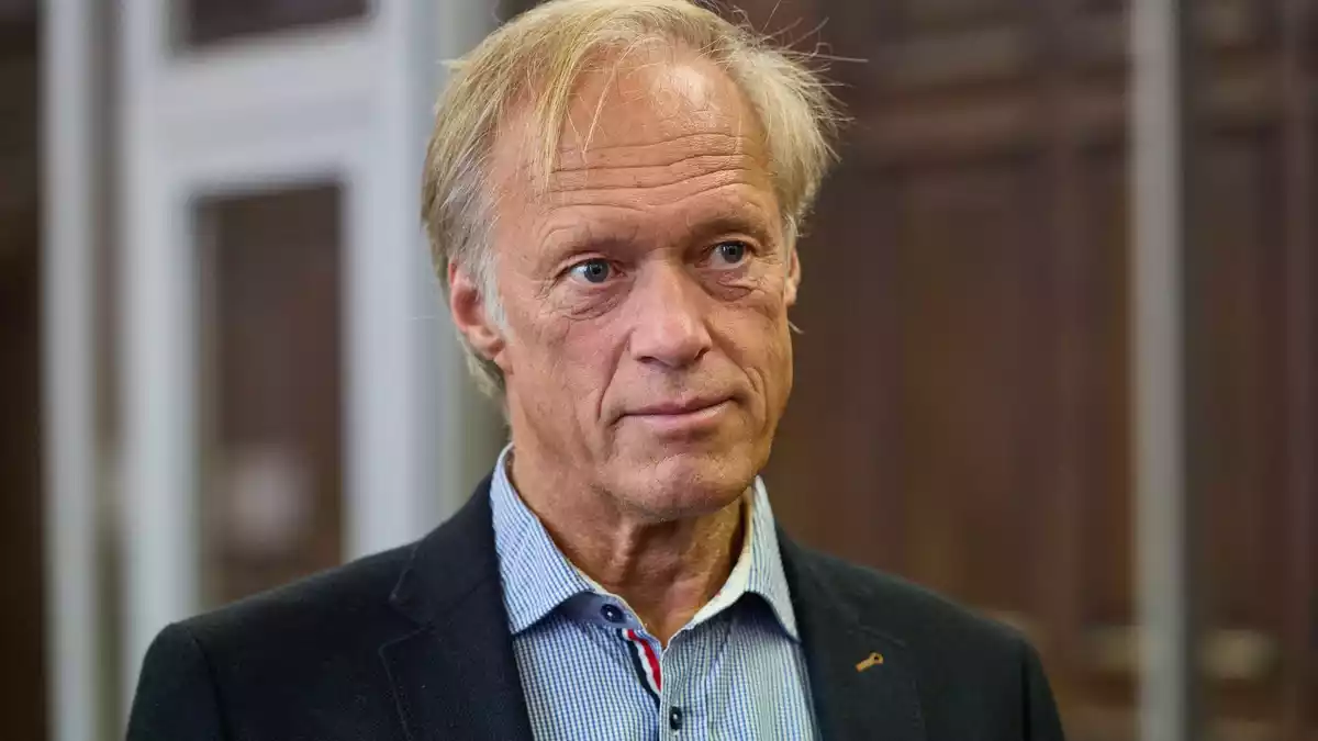 Gerhard Delling ist wegen Beihilfe angeklagt. - Bild: Georg Wendt/dpa