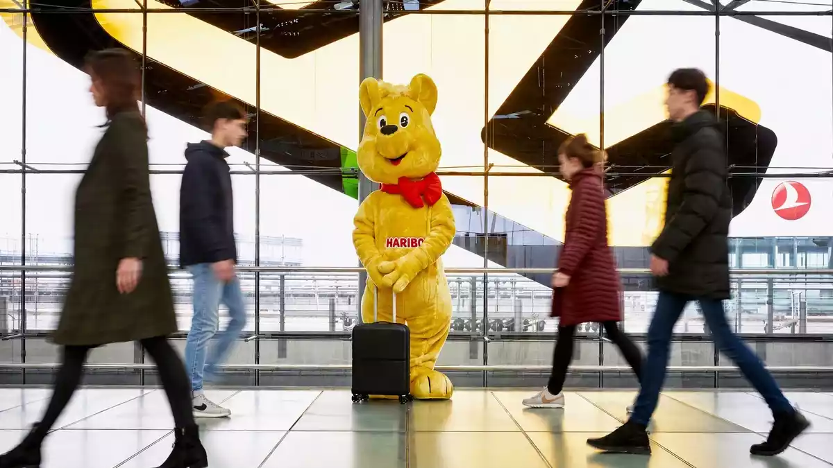 Rheingold Studie zeigt: Darum freut sich die Welt über HARIBO Goldbären als Gastgeschenk - Bild: presseportal.de
