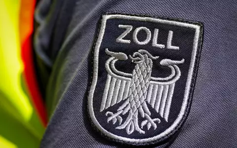 Wegen des Verdachts auf Schwarzarbeit und Menschenhandel gab es bundesweit Durchsuchungen. (Symbolbild)  - Foto: Soeren Stache/dpa