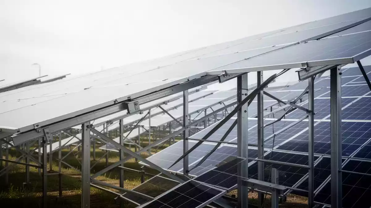 Sterling and Wilson Renewable Energy: Aktie fällt nahe Jahrestief