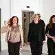 Die Parteivorsitzenden Bettina König (SPD, l-r), Nina Stahr (Bündnis 90/Die Grünen) und Kerstin Wolter (Die Linke) und andere Politiker haben sich erstmals nach der Wahl im Drei-Parteien-Format getroffen.   - Bild: Sören Stache/dpa