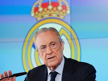 Real Madrid um Präsident Florentino Pérez hat im Negreira-Fall Beschwerde bei der UEFA eingelegt. (Archivbild) - Foto: Bernat Armangue/AP/dpa