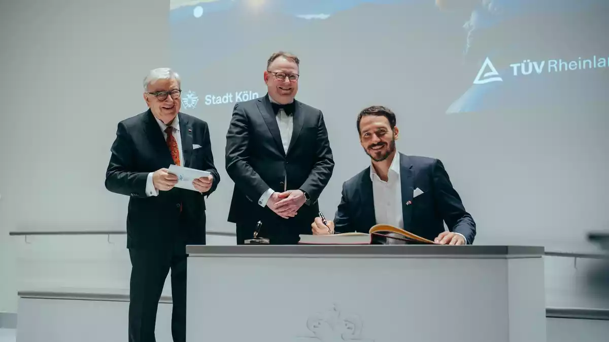 Preisverleihung: 7. Internationaler TÜV Rheinland Global Compact Award für Felix Neureuther / TÜV Rheinland Stiftung zeichnet ehemaligen Skirennläufer und Nachhaltigkeitsbotschafter aus - Bild: presseportal.de