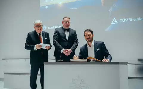Preisverleihung: 7. Internationaler TÜV Rheinland Global Compact Award für Felix Neureuther / TÜV Rheinland Stiftung zeichnet ehemaligen Skirennläufer und Nachhaltigkeitsbotschafter aus - Foto: presseportal.de