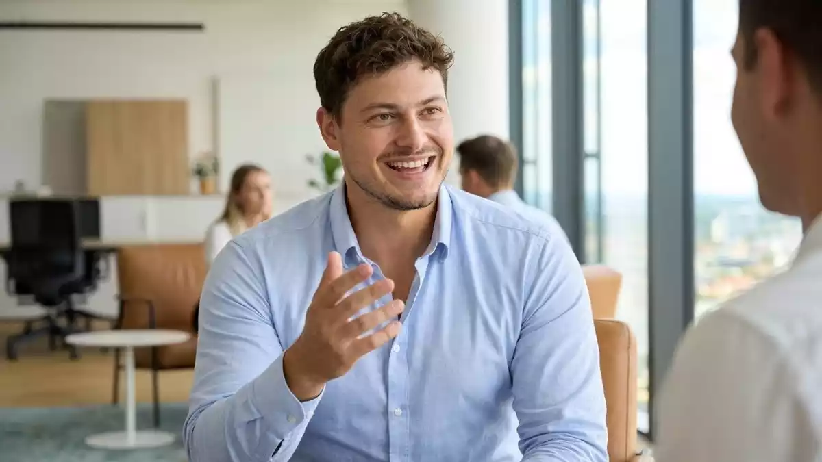 Lars Rayher von Agile Heroes GmbH verrät: Wie der Bildungsgutschein zum beruflichen Comeback beitragen kann - Bild: presseportal.de