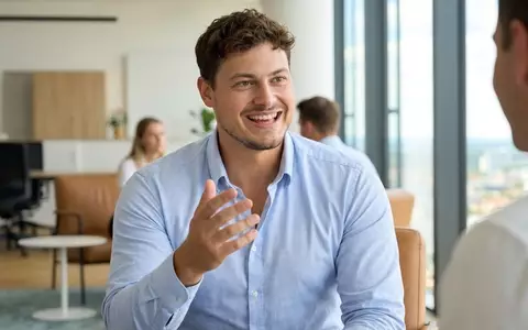 Lars Rayher von Agile Heroes GmbH verrät: Wie der Bildungsgutschein zum beruflichen Comeback beitragen kann - Foto: presseportal.de