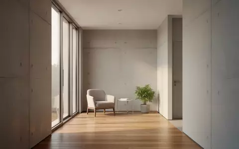 Ein heller, minimalistischer Flur in einer modernen Klinik mit natürlichem Lichteinfall und einer beruhigenden Atmosphäre. - Foto: über boerse-global.de