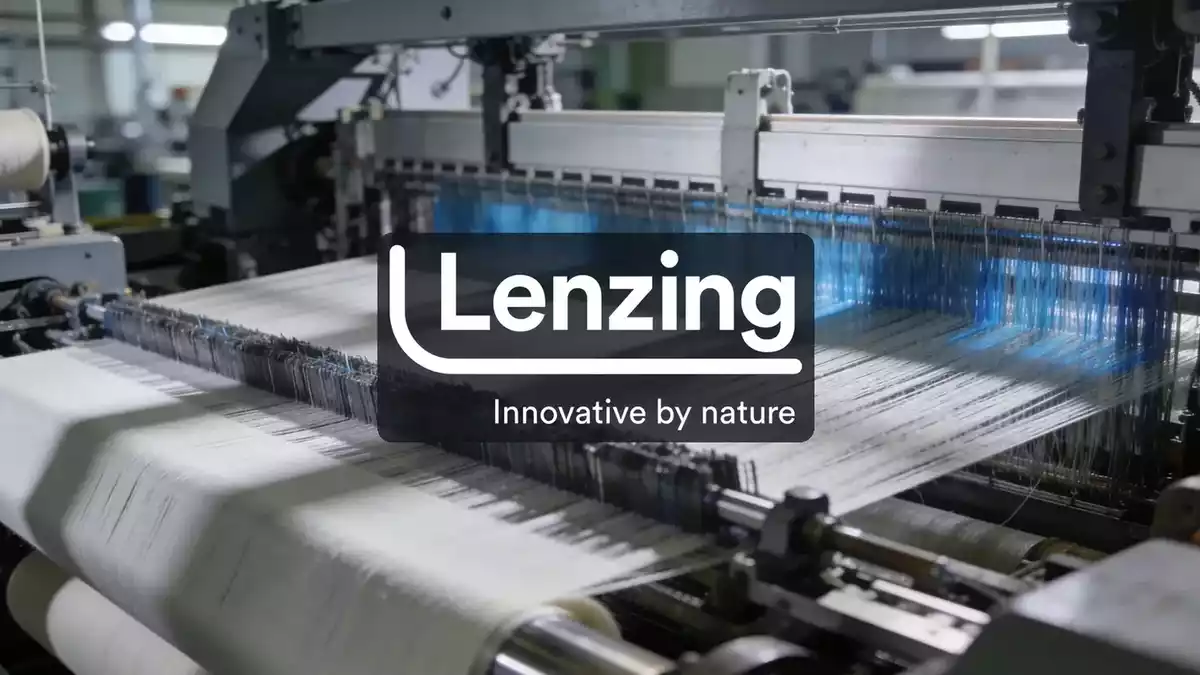 Lenzing Shares Plunge 28% on €300 Million Rights Offering Terms