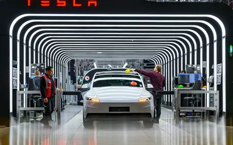 Tesla verkaufte trotz des Rückgangs mehr Fahrzeuge als am Markt erwartet. (Archivbild) - Foto: Patrick Pleul/dpa