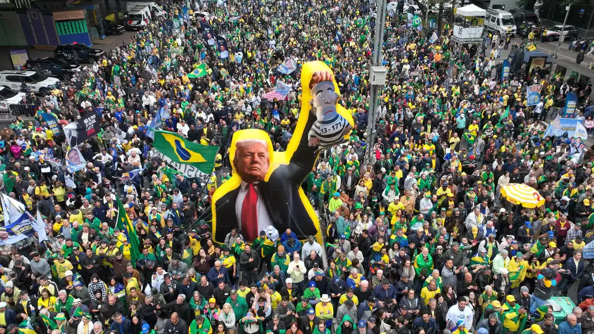 Der brasilianische Geheimdienst Abin hat auf ein Risiko von Einflussnahme oder Einmischung der USA auf die Wahl hingewiesen. (Archivbild) - Bild: Andre Penner/AP/dpa