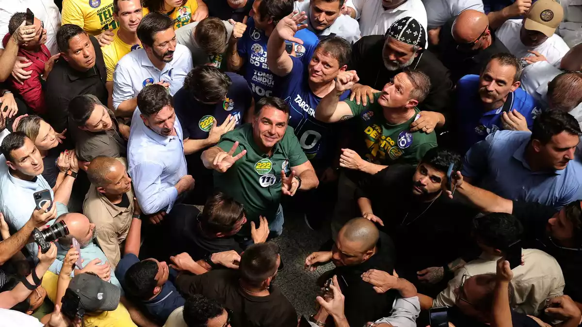 Hier fließt das Blut Bolsonaros, sagte Flávio Bolsonaro. (Archivbild) - Bild: Allison Sales/AP/dpa