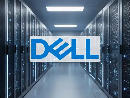 Modernes Rechenzentrum mit leuchtenden Server-Racks als Symbol für KI-Infrastruktur und technologischen Fortschritt. - Foto: über boerse-global.de