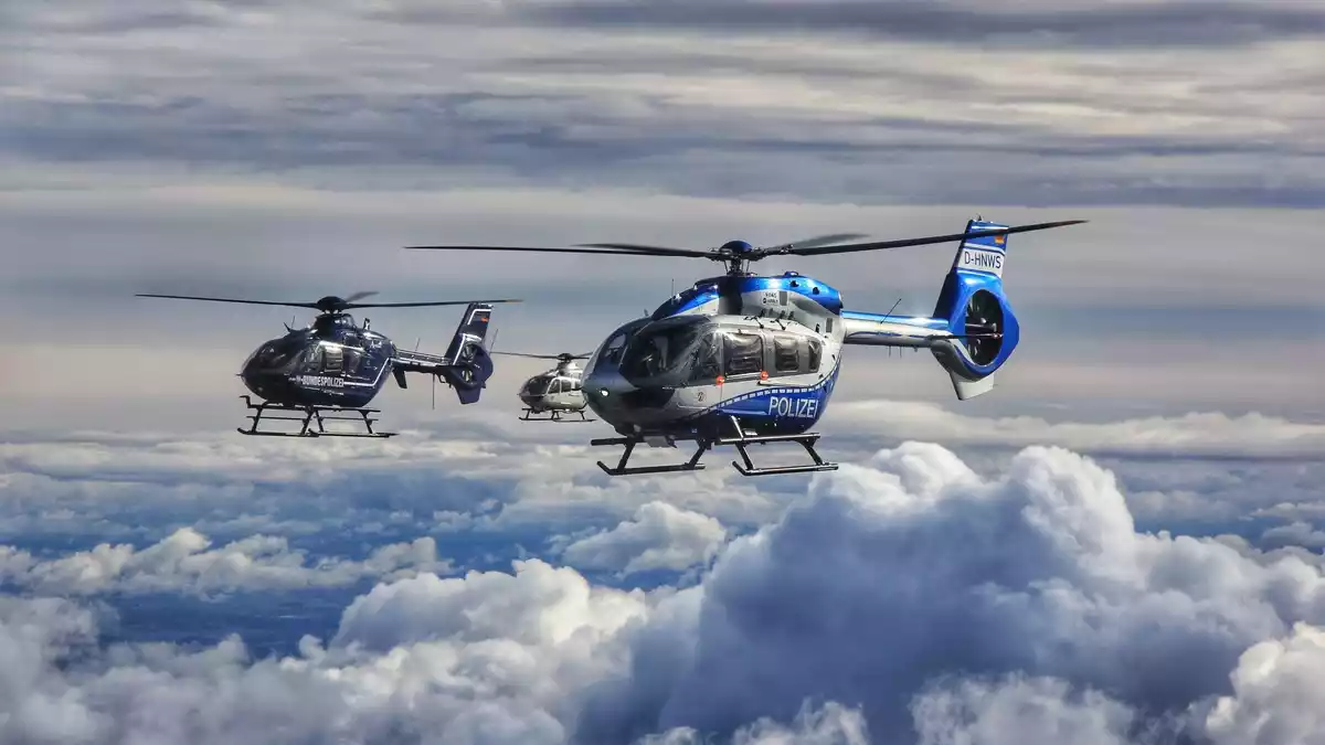 Bundespolizeidirektion München: Piloten und Flugtechniker des Bundes und der Länder trainieren im bayerischen Alpenraum - Bild: presseportal.de
