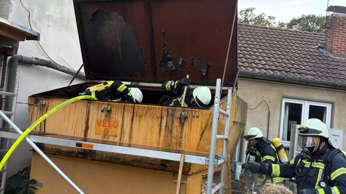 FW-ROW: Heizungsbunker brennt in Tarmstedt - Bild: presseportal.de