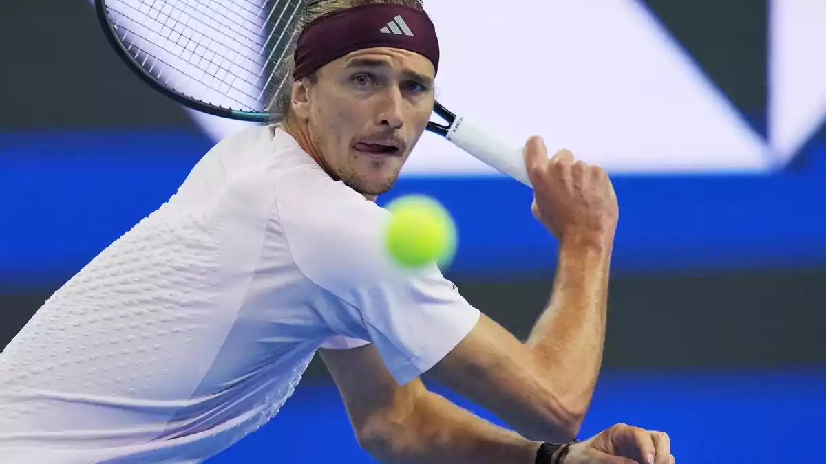 Alexander Zverev bleibt in der Erfolgsspur. - Bild: Ng Han Guan/AP/dpa