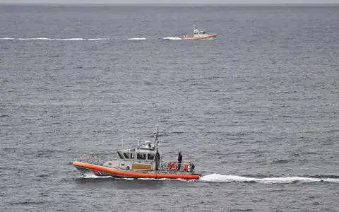 Die US-Küstenwache sucht nach einem verschwundenen Flugzeug. (Symbolbild) - Foto: Denis Poroy/FR59680 AP/AP/dpa