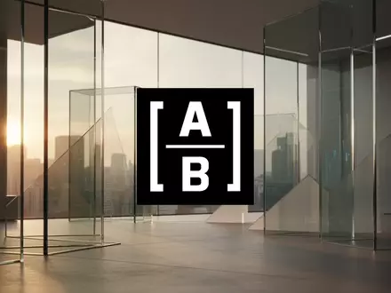 Abstrakte Darstellung von Stabilität und strategischem Vermögensmanagement in einer modernen Büroarchitektur. - Foto: über boerse-global.de