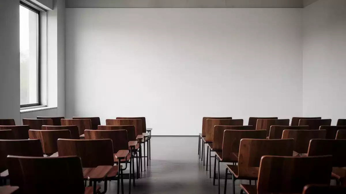 Geschäftliche Vorträge: Mit Humor und Pausen souverän überzeugen