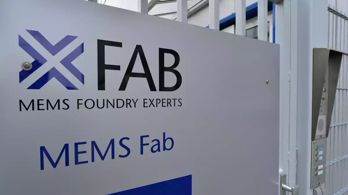 Der Halbleiterhersteller X-Fab investiert einen dreistelligen Millionenbetrag in Erfurt (Archivbild)  - Bild: picture alliance / dpa