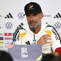 Für Jürgen Klopp steht beim Rückspiel in Griechenland viel auf dem Spiel.  - Foto: Christian Charisius/dpa