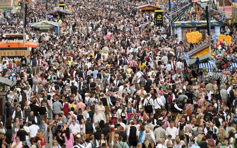 Millionen Besucher zog es auch in diesem Jahr wieder auf die Wiesn. - Foto: Felix Hörhager/dpa