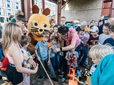 „Kleine Wunder“ begeistern Kinder und Familien beim 15. WDR-Aktionstag „Türen auf mit der Maus“ - Foto: presseportal.de