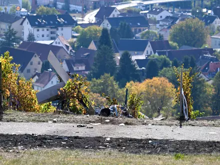 Noch ist vieles unklar nach dem Absturz eines Kleinflugzeuges. - Foto: Marius Bulling/onw-images/dpa