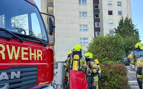 FW-DT: Rauchwarnmelder macht Nachbarn auf angebranntes Kochgut aufmerksam - Foto: presseportal.de