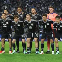 Für die Nationalmannschaft stand innerhalb einer Woche das zweite Spiel gegen Griechenland an.  - Foto: Christian Charisius/dpa