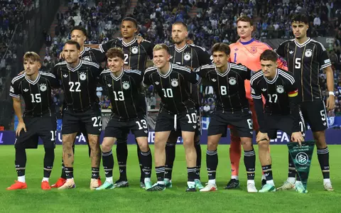 Für die Nationalmannschaft stand innerhalb einer Woche das zweite Spiel gegen Griechenland an.  - Foto: Christian Charisius/dpa