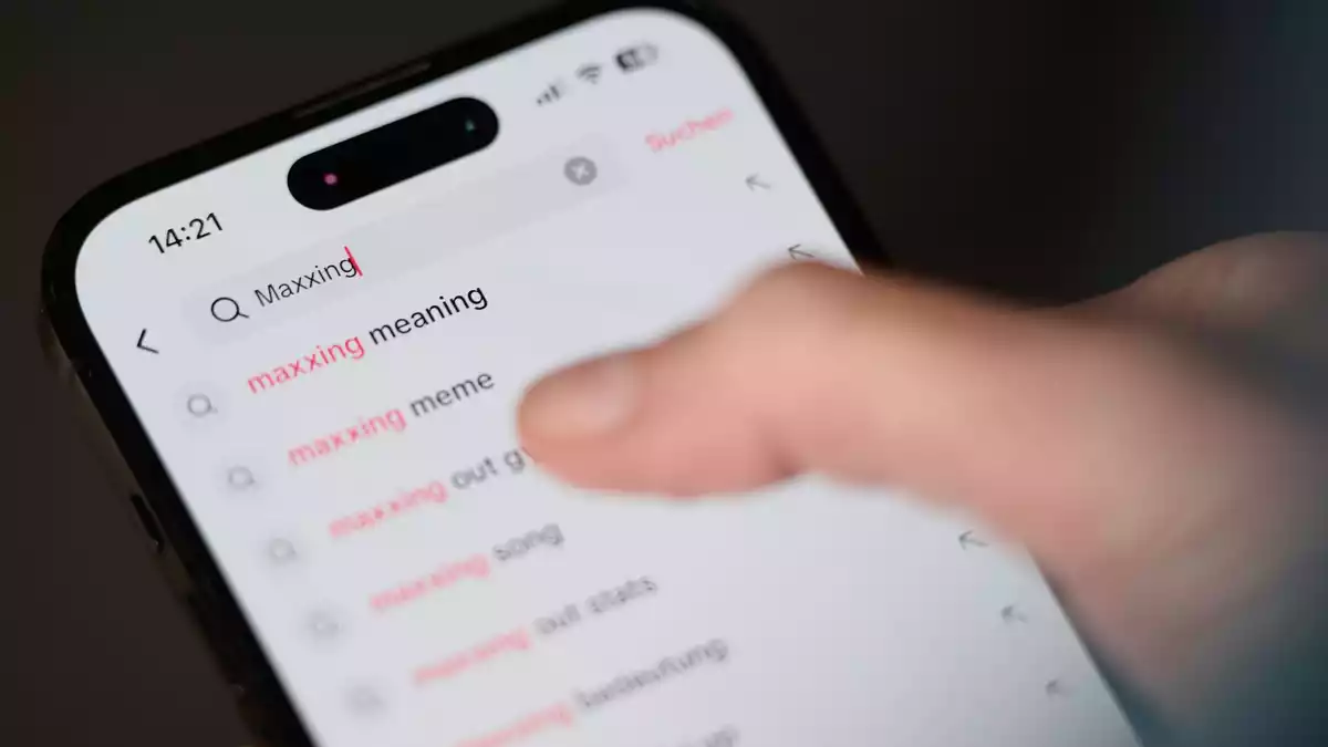 «Maxxing» kursiert seit einer Weile auf Plattformen wie TikTok und Instagram. (Symbolbild) - Bild: Sven Hoppe/dpa