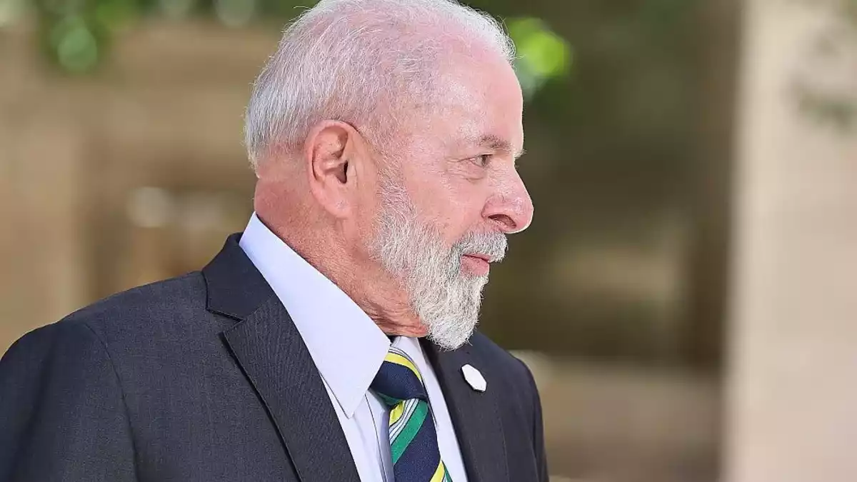 Brasilien: Bolsonaro-Sohn und Lula gehen in Stichwahl