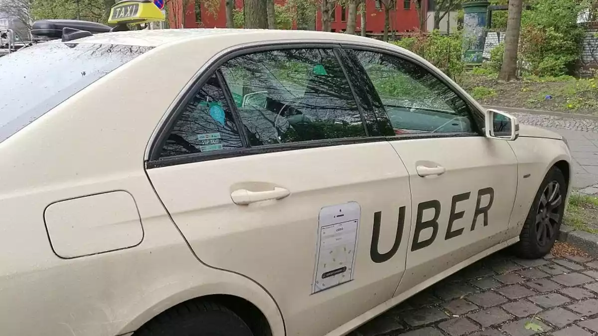 Uber startet Pilotbetrieb für Robotaxis in München